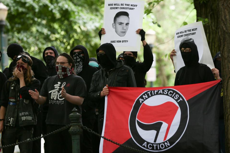 Four large and nearly simultaneous protests drew thousands to Portland's City Hall and three nearby parks Sunday. (Photo: John Rudoff for HuffPost)