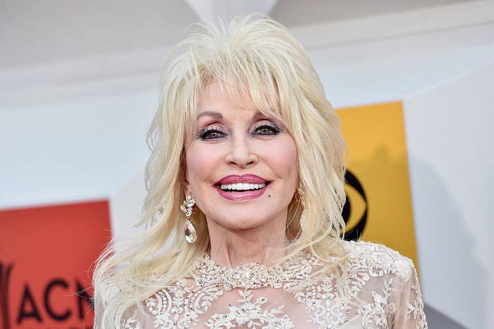 <div><p>"I got to spend some time with her friend Kenny Rogers (RIP), and he said that Dolly is exactly the same IRL as you see on TV. It's not an act. She really is that nice."</p><p>—<a href="https://www.reddit.com/r/AskReddit/comments/qtu4g8/comment/hklyya4/?utm_source=share&utm_medium=web2x&context=3" rel="nofollow noopener" target="_blank" data-ylk="slk:u/;elm:context_link;itc:0;sec:content-canvas" class="link ">u/</a><a href="https://www.reddit.com/r/AskReddit/comments/qtu4g8/comment/hklyya4/?utm_source=share&utm_medium=web2x&context=3" rel="nofollow noopener" target="_blank" data-ylk="slk:gogojack;elm:context_link;itc:0;sec:content-canvas" class="link ">gogojack</a></p><p>"I'm not a huge country music fan, so when I do hear things about her, it's usually in regards to her charity work. She grew up dirt poor and never let fame and fortune go to her head. She uses her celebrity status to try to make the world a better place and just seems like a genuinely sweet lady."</p><p>—<a href="https://www.reddit.com/r/AskReddit/comments/qtu4g8/comment/hkmsznl/?utm_source=share&utm_medium=web2x&context=3" rel="nofollow noopener" target="_blank" data-ylk="slk:u/;elm:context_link;itc:0;sec:content-canvas" class="link ">u/</a><a href="https://www.reddit.com/r/AskReddit/comments/qtu4g8/comment/hkmsznl/?utm_source=share&utm_medium=web2x&context=3" rel="nofollow noopener" target="_blank" data-ylk="slk:DruidInTheDark;elm:context_link;itc:0;sec:content-canvas" class="link ">DruidInTheDark</a></p><p>"Dolly is the best of America."</p><p>—<a href="https://www.reddit.com/r/AskReddit/comments/qtu4g8/comment/hkmmu9i/?utm_source=share&utm_medium=web2x&context=3" rel="nofollow noopener" target="_blank" data-ylk="slk:u/;elm:context_link;itc:0;sec:content-canvas" class="link ">u/</a><a href="https://www.reddit.com/r/AskReddit/comments/qtu4g8/comment/hkmmu9i/?utm_source=share&utm_medium=web2x&context=3" rel="nofollow noopener" target="_blank" data-ylk="slk:proxproxy;elm:context_link;itc:0;sec:content-canvas" class="link ">proxproxy</a></p></div><span> David Becker / Getty Images</span>