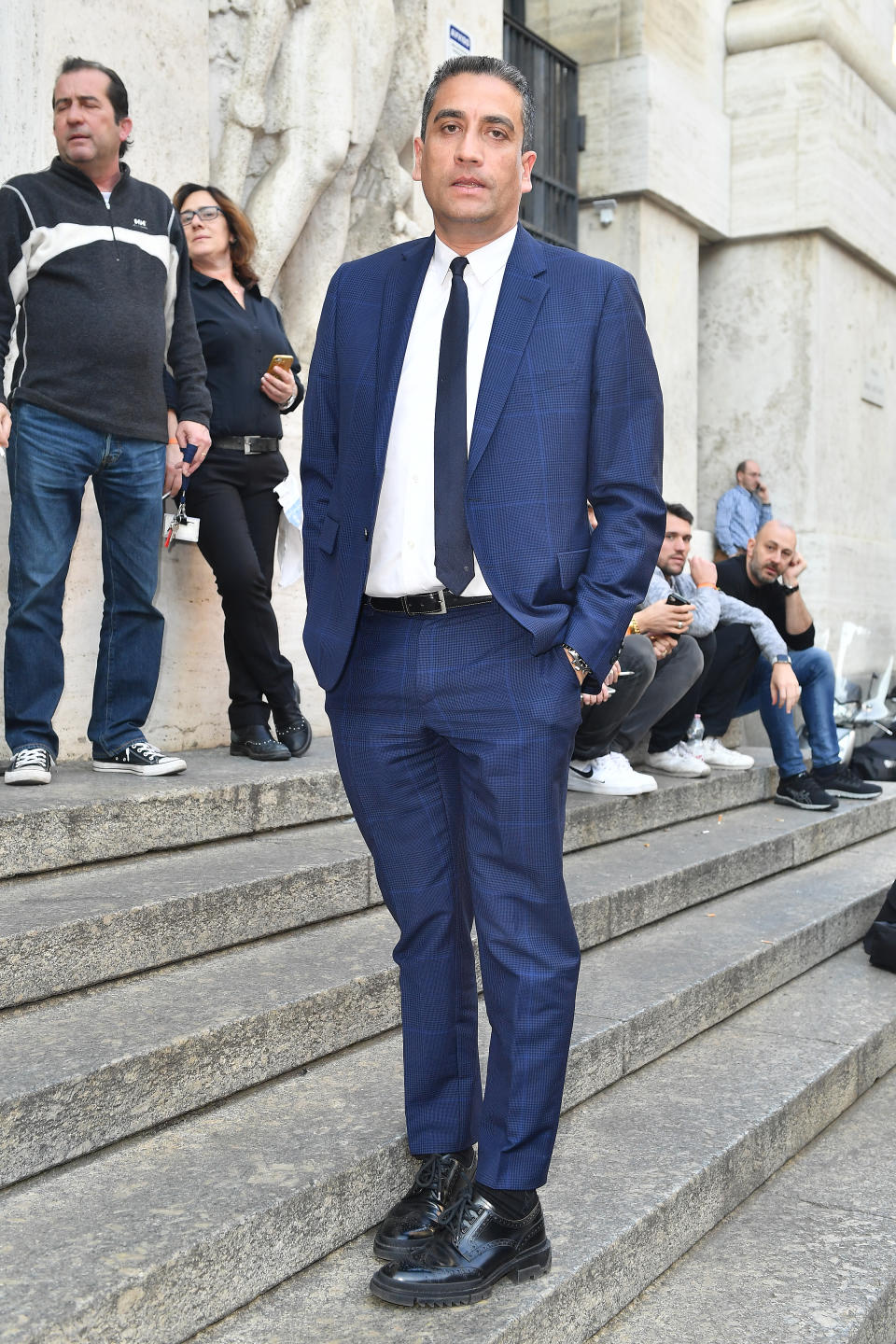 Jonathan Akeroyd attends the Versace show at Milan Fashion Week Autumn/Winter 2019/20. Photo: Getty Images