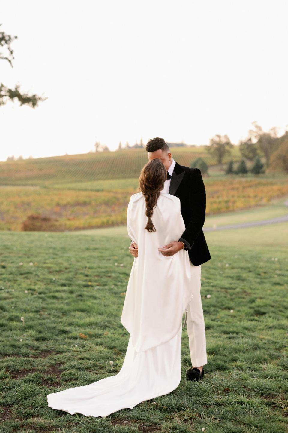 CJ McCollum and Elise Esposito’s Wedding Was an Intimate Affair in Oregon Wine Country