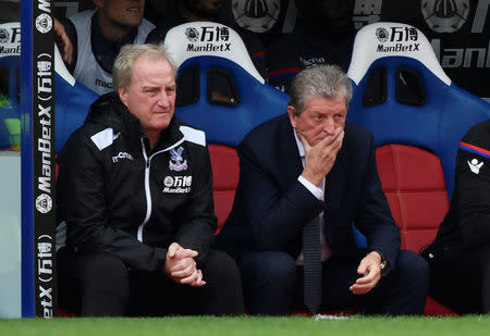 Soccer Football - Premier League - Crystal Palace vs Southampton - Selhurst Park, London, Britain - September 16, 2017 Crystal Palace manager Roy Hodgson and assistant manager Ray Lewington Action Images via Reuters/Tony O'Brien