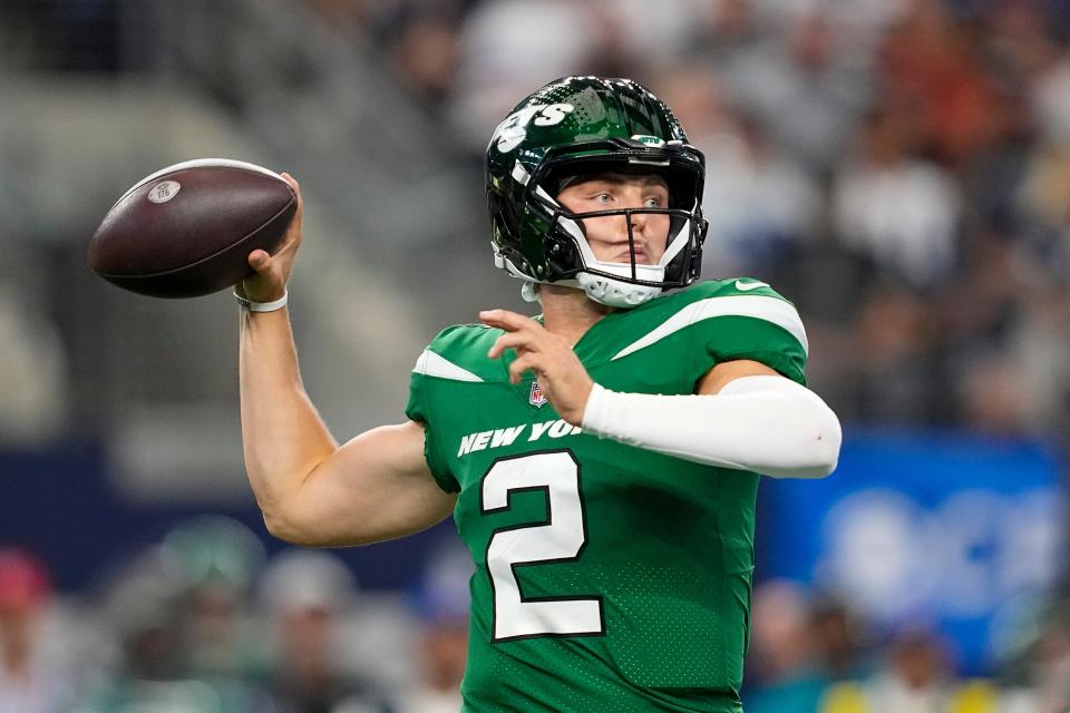 Zach Wilson and the New York Jets are predicted to win their NFL Week 3 game against the New England Patriots, according to ESPN's Matchup Predictor.