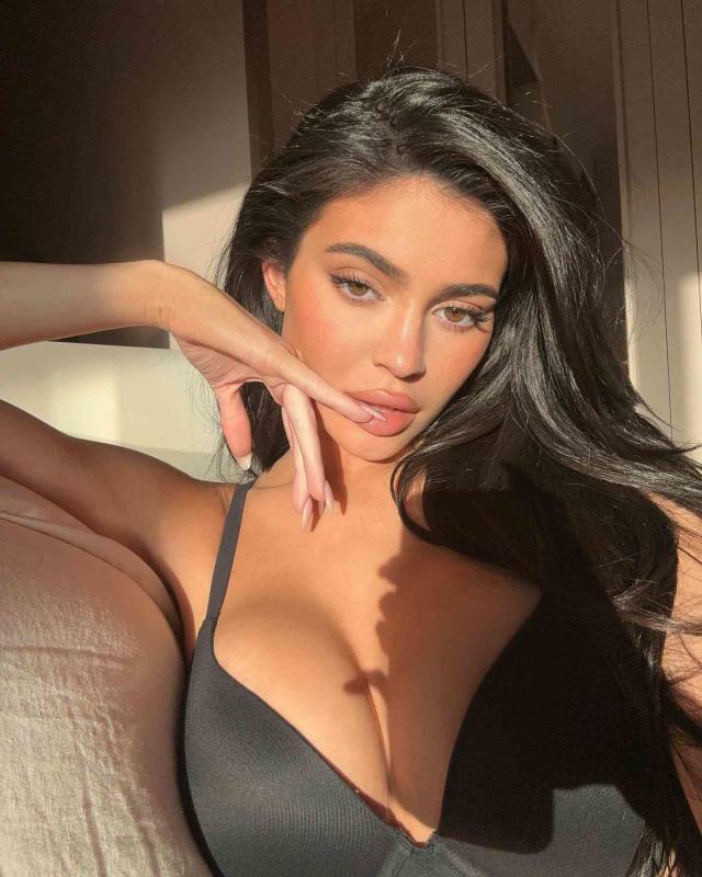 Kylie Jenner Flaunts Her CLEAVAGE And BUSTY Assets As She Poses In Sheer  Black Lingerie; Says 'Couldn't Think Of A Caption'–PICS INSIDE