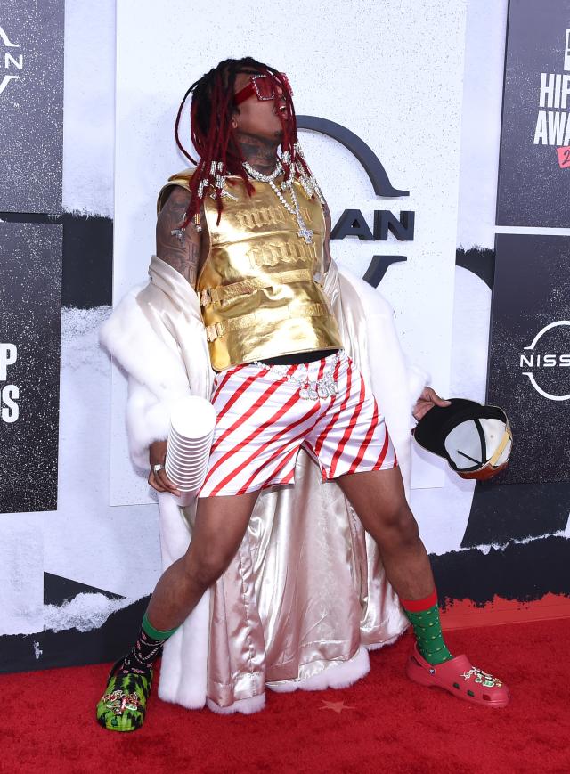 Nick Cannon's Best Shoes on Red Carpets Through the Years, Photos –  Footwear News