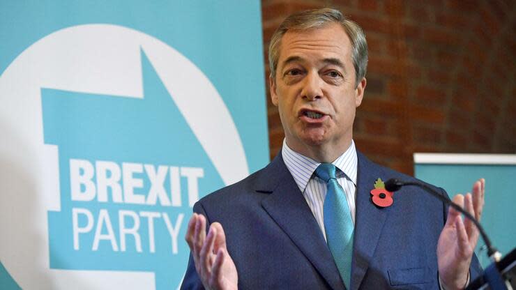 Farage überraschend angekündigt, seine Brexit-Partei werde in 317 Wahlkreisen, die zuletzt von der Konservativen Partei gewonnen wurden, nicht antreten. Foto: dpa