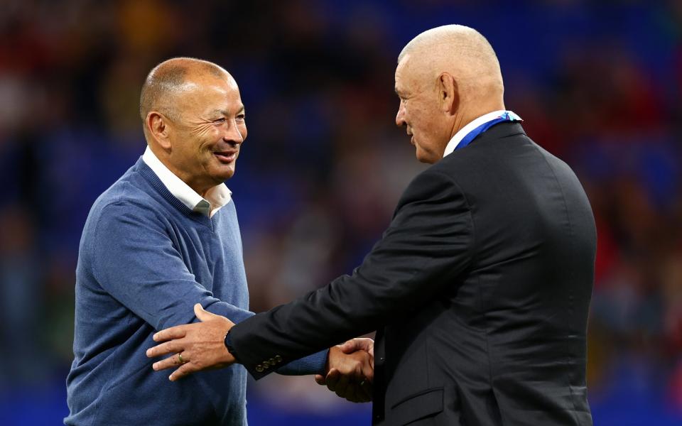 Eddie Jones and Warren Gatland shake hands