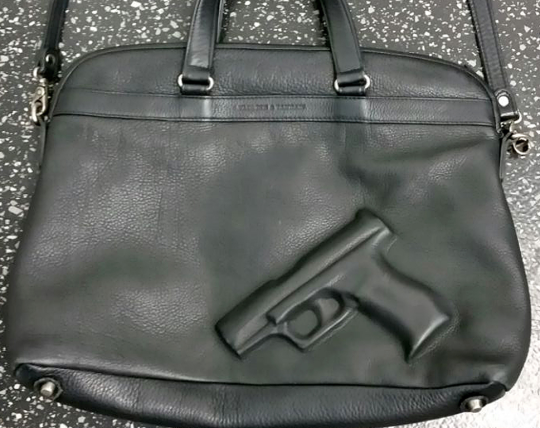 Vlieger & Vandam - Pouch Gun Black, embossed leather gun pouch