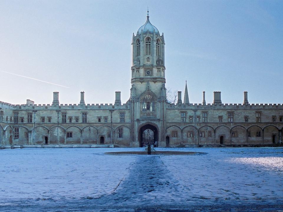 tom quad christ church oxford university