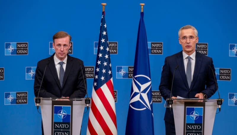 NATO Secretary General Jens Stoltenberg (R) and US National Security Adviser Jake Sullivan speak during a press conference at the North Atlantic Treaty Organization (NATO) headquarters. -/NATO/dpa