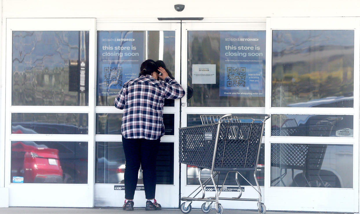 LARKSPUR, CALIFORNIA - FEBRUARY 08: A customer looks into a closed Bed Bath and Beyond store on February 08, 2023 in Larkspur, California. One week after home retailer Bed Bath and Beyond announced plans to close 87 of its stores the company added 150 stores to that list of closures in an effort to stave off bankruptcy. (Photo by Justin Sullivan/Getty Images)