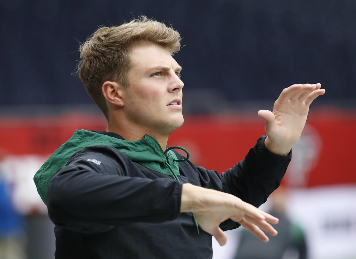 Amercian Football - NFL - Atlanta Falcons v New York Jets - Tottenham Hotspur Stadium, London, Britain - October 10, 2021  New York Jets' Zach Wilson during the warm up before the match Action Images via Reuters/Andrew Boyers