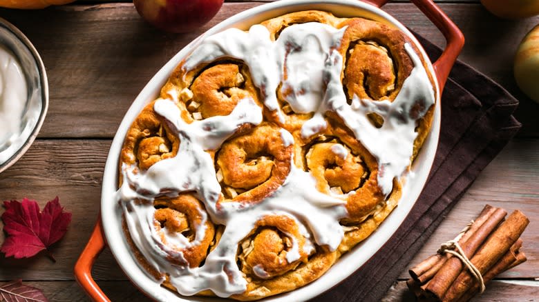 Apple cinnamon rolls in a dish