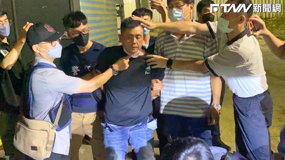 兇嫌林信吾去年8月持彈簧刀殘忍殺害台南二分局警員凃明誠、曹瑞傑，台南地院一審判處。（圖／翻攝照片）