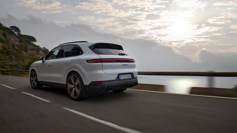 2024 porsche cayenne s e hybrid