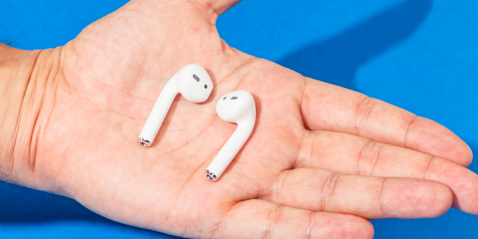 apple airpods