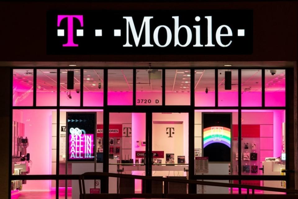 T-Mobile收購美國境內第四大電信業者US Cellular，擴大農村偏鄉地區無線網路覆蓋範圍