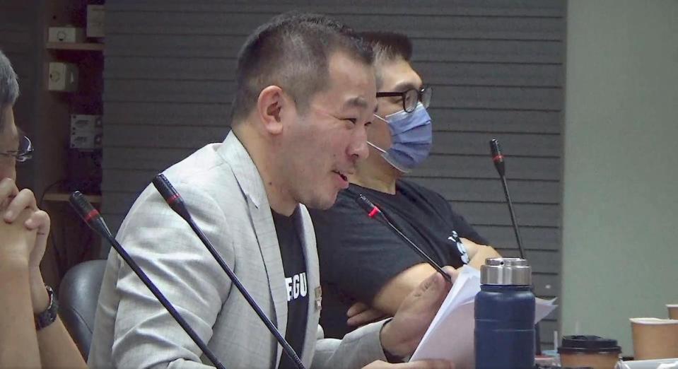 PLG聯盟法律顧問俞宗鳴對陳建州涉性騷一事做出回應。（翻攝自國家政策研究基金會）