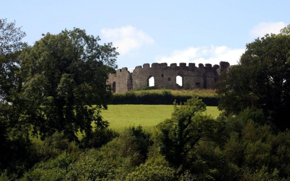 Mid-afternoon light at Restormel Castle, Cornwall - Mike Greenslade