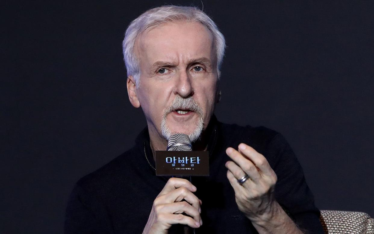 "Genug mit dem Streaming!", fordert James Cameron. Der "Avatar"-Regisseur ist bekennender Kino-Fan. (Bild: 2022 Getty Images/Chung Sung-Jun)