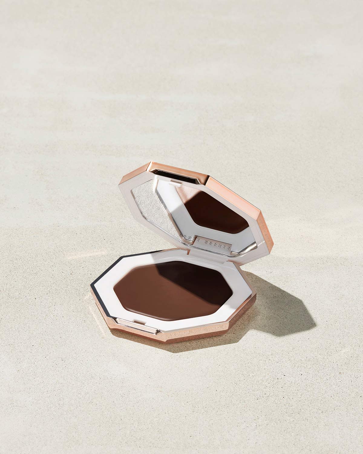 Fenty Beauty Cheeks Out Freestyle Cream Bronzer