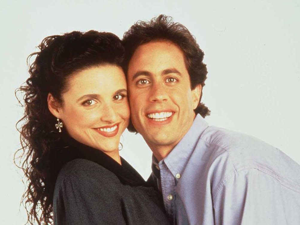 Julia Louis-Dreyfus und Jerry Seinfeld zu alten "Seinfeld"-Zeiten. (Bild: imago/Avalon.red)