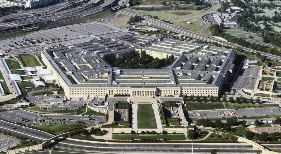 Via a series of inflammatory articles in conservative media, a&nbsp;stealth lobbying campaign targeted a provision&nbsp;creating a preference for open-source software used by&nbsp;the Pentagon for non-battlefield purposes. (Photo: Bill Clark via Getty Images)