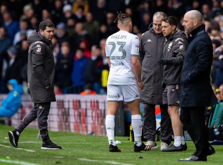 Kalvin Phillips y Marcelo Bielsa compartieron casi cuatro años en Leeds