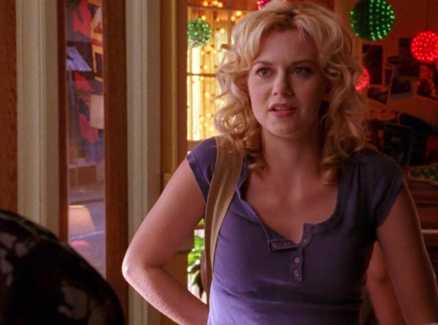 Hilarie Burton Explains How One Tree Hill Co Star Moira Kelly