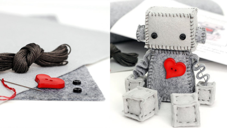 Best DIY gifts: DIY Felt Robot Kit