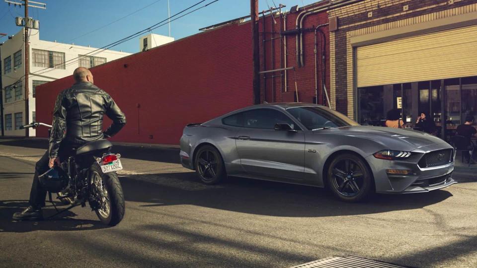 Police Departments Are Flocking To The Mustang GT