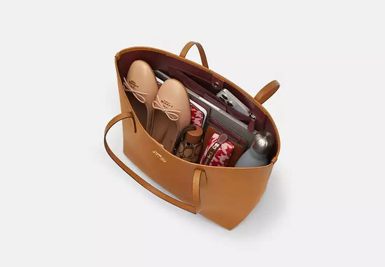 Tan Coach Outlet tote