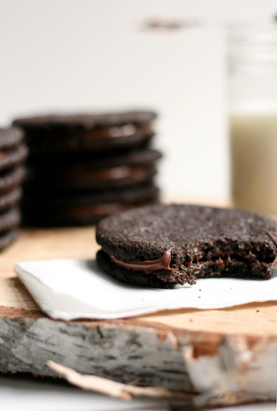 <strong>Get the <a href="http://www.thefauxmartha.com/2012/03/07/salted-dark-chocolate-nutella-cookies/" target="_blank">Salted Dark Chocolate Nutella Cookies recipe</a> from The Faux Martha</strong>