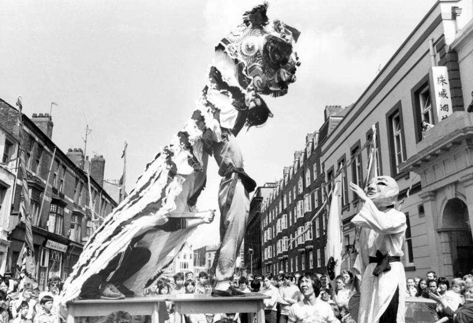 70 Rare Photos From Princess Dianas Wedding Youve Probably Never Seen Before 8395