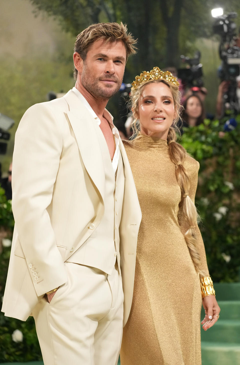 Chris Hemsworth and Elsa Pataky on the red carpet.