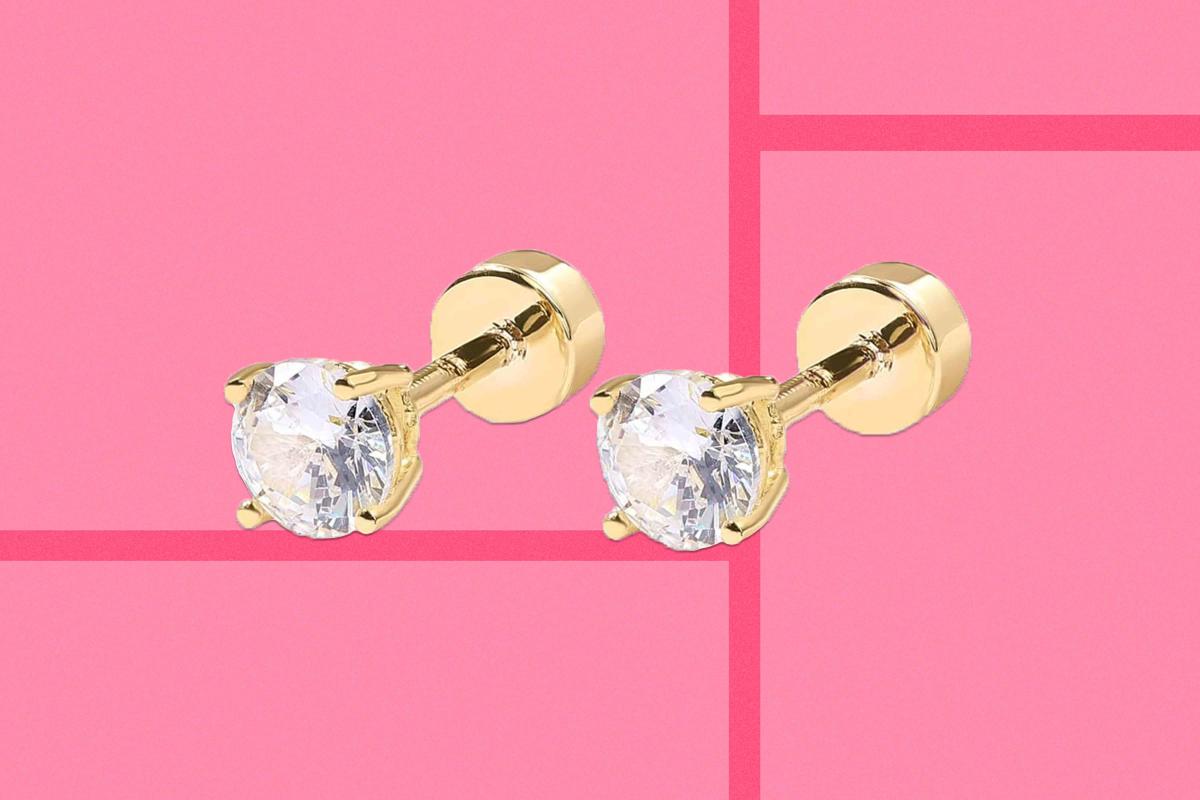 I'm Replacing All of My Uncomfortable Earrings That Poke Me With These  Genius Flat-Back Studs