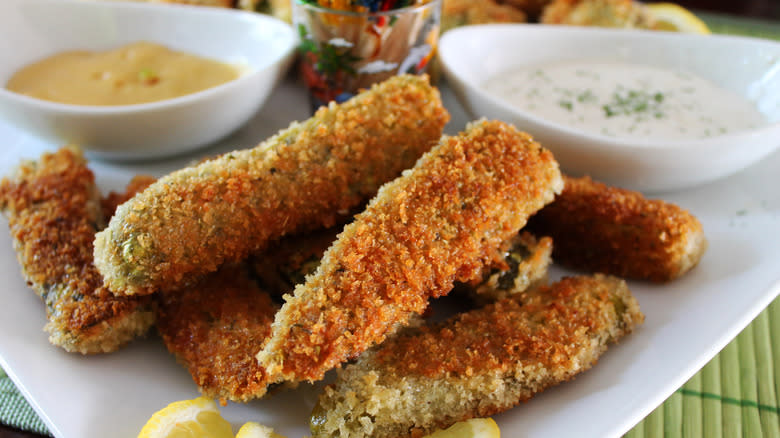 Fried pickle spears with sauces