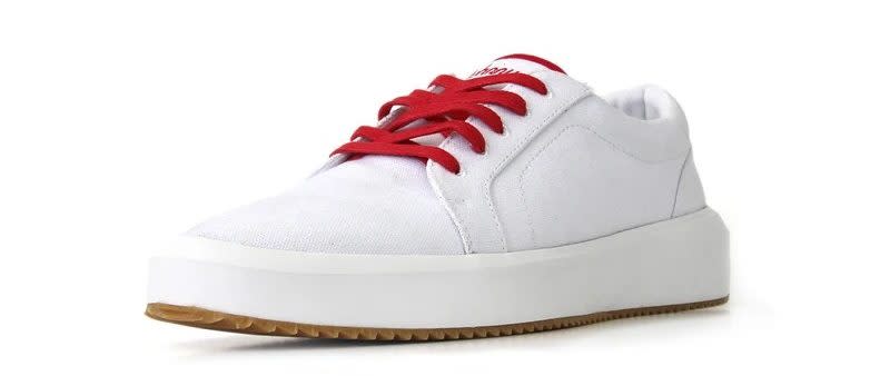 Johnny-Footwear-white-sneaker-biodegradable