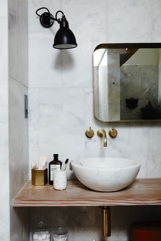 14) Small bathroom ideas: Ambient lighting