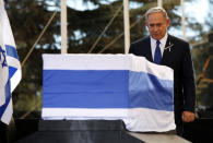 <p>Israeli Prime Minister Benjamin Netanyahu stands before the coffin of Shimon Peres after delivering his eulogy during the elder statesman’s funeral on Mt. Herzl Cemetery in Jerusalem on Sept. 30, 2016. (REUTERS/Abir Sultan/Pool)</p>