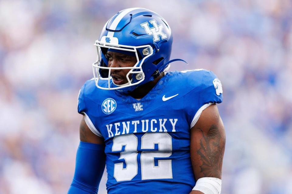 Sep 2, 2023; Lexington, Kentucky, USA; Kentucky Wildcats linebacker Trevin Wallace (32) during the game against the Ball State Cardinals at Kroger Field. Mandatory Credit: Jordan Prather-USA TODAY Sports