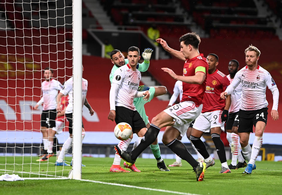 Manchester United's Harry Maguire somehow missed this opportunity. (Photo by Laurence Griffiths/Getty Images)