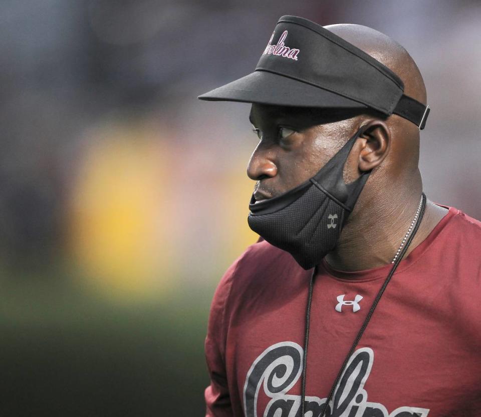 South Carolina assistant coach Travaris Robinson is seen before the Tennessee game in Columbia, S.C. on Saturday, Sept. 26, 2020.