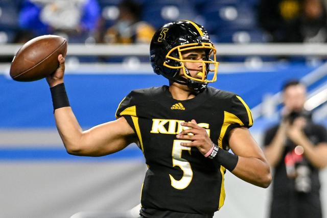 Auburn set to host a five-star quarterback for a second time - Yahoo Sports