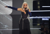 La conductora Doja Cat durante la ceremonia de los Premios MTV a los Videos Musicales el domingo 12 de septiembre de 2021 en el Barclays Center en Nueva York. (Foto por Charles Sykes/Invision/AP)