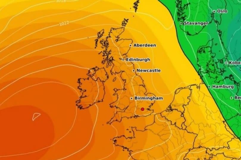 Vast wall of heat to engulf UK as charts and Met Office weather show dry and warm weather finally coming