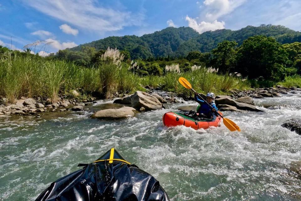 ▲水上春節旅遊—南投峽谷獨木舟體驗。
 （圖／bicyclext40000, Instagram)