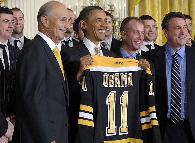 Bruins MVP Tim Thomas skips Obama White House event; why he shouldn't be  demonized for it