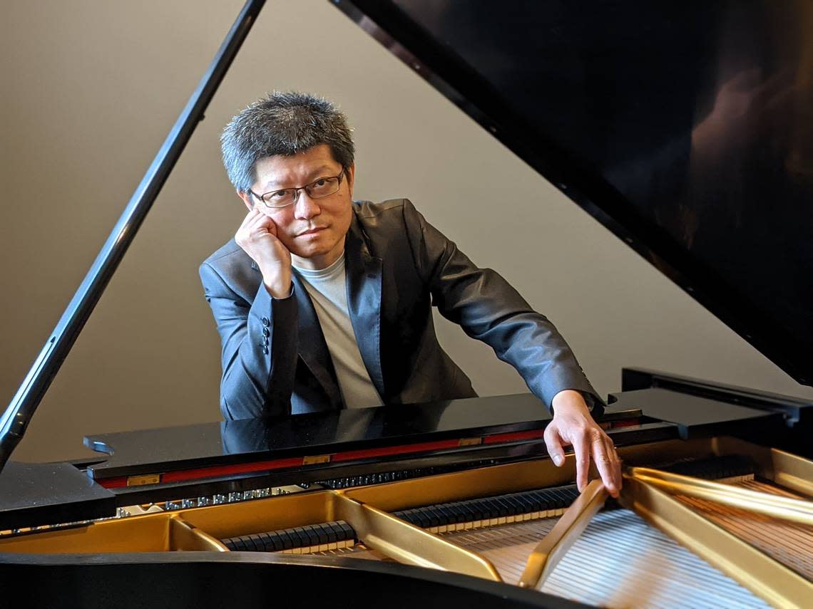 Pianist Tao Lin performs with the South Florida Symphony Orchestra. Catherine Lan