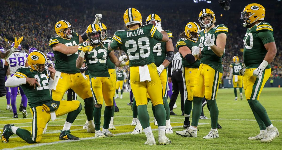 Packers AJ Dillon receives unique gift following musical touchdown  celebration