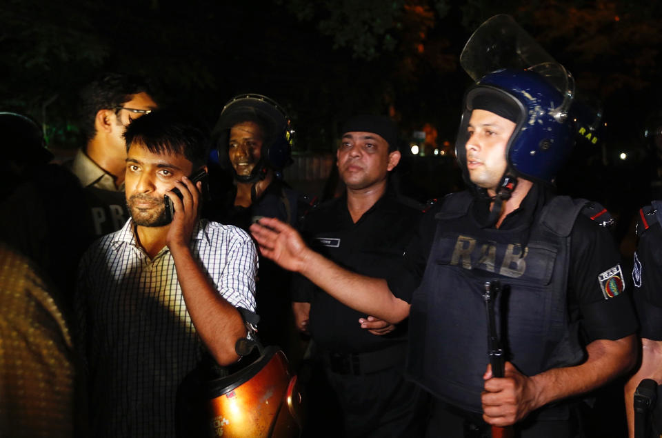 Attackers take hostages at Dhaka restaurant